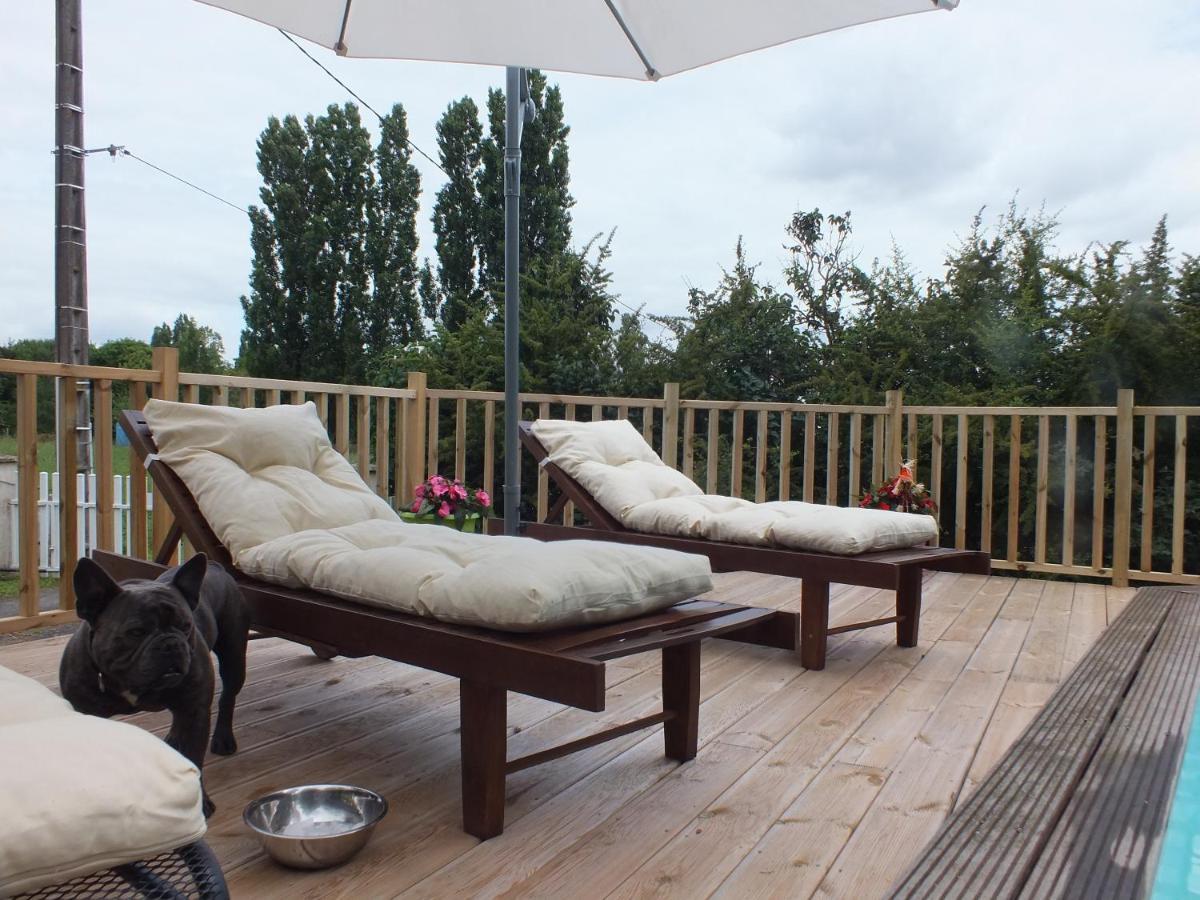 Country B&B Saint-Pierre-d'Eyraud Exterior foto