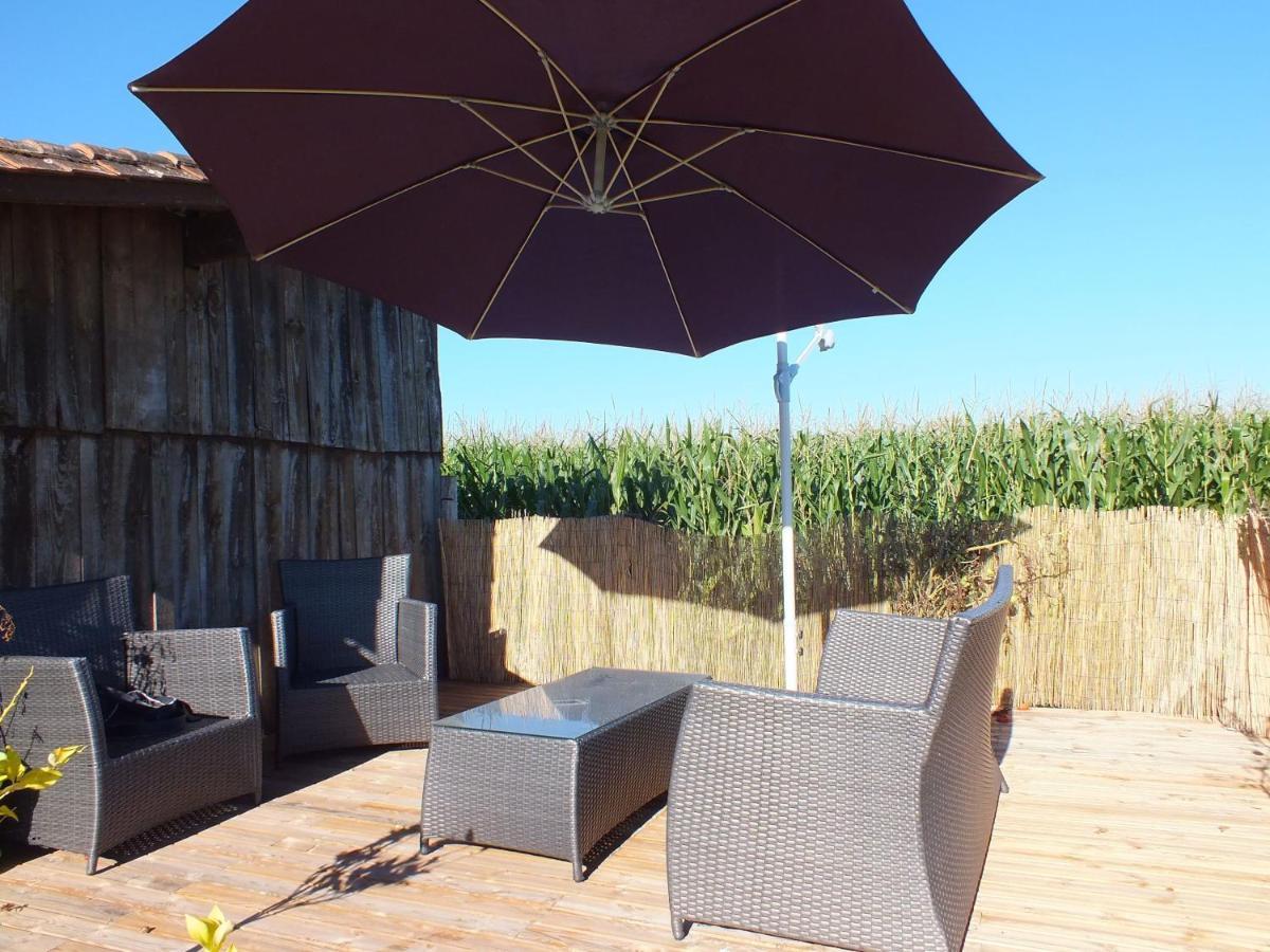 Country B&B Saint-Pierre-d'Eyraud Exterior foto